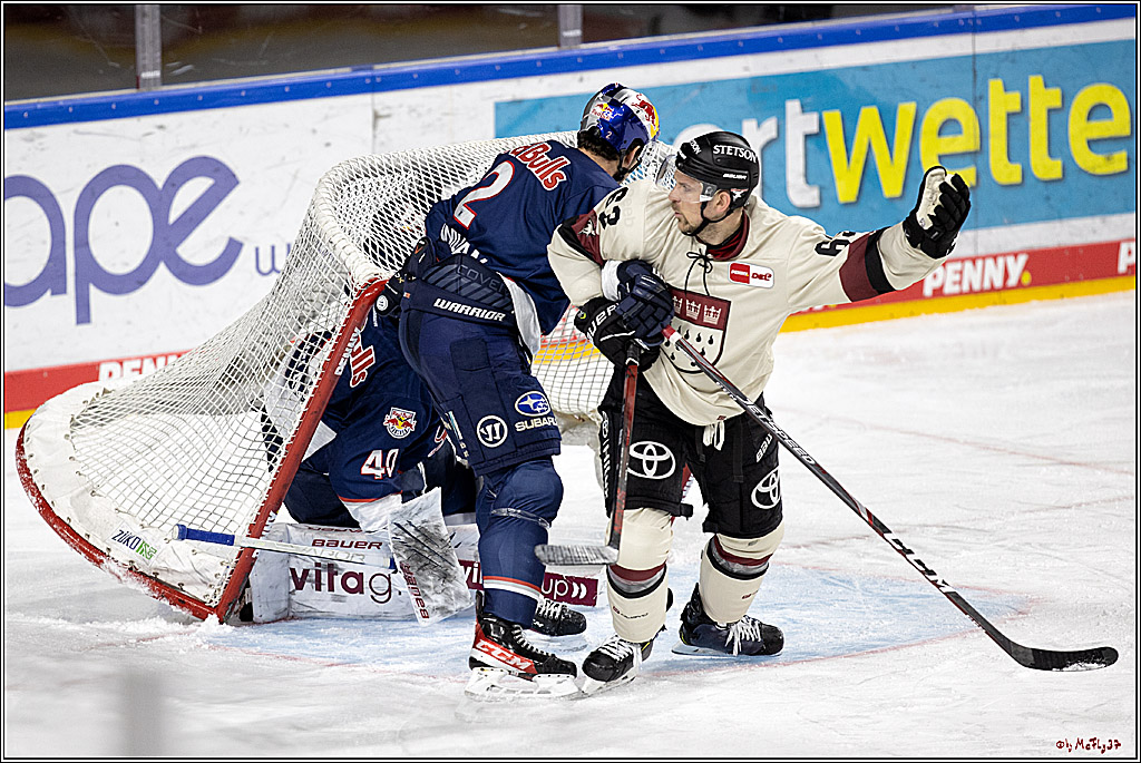 PENNY DEL;  Koelner Haie - EHC Red Bul Muenchenl; Koeln, 18.03.2022